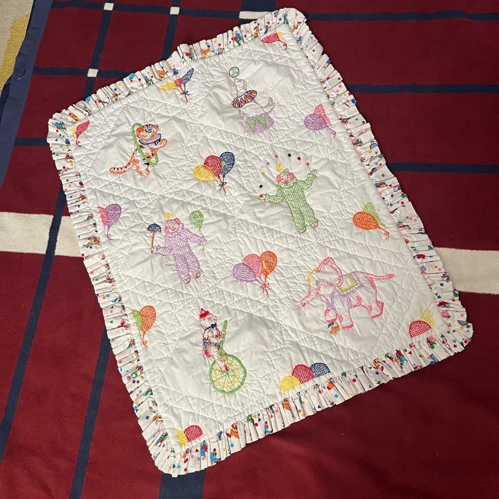Vtg 80s Reversible handstitched circus Clown Quilt Baby Blanket frilly Appliqué